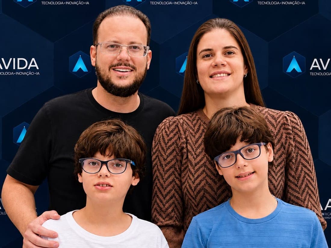 Raphael, Viviani e os filhos, a família por trás da Avida